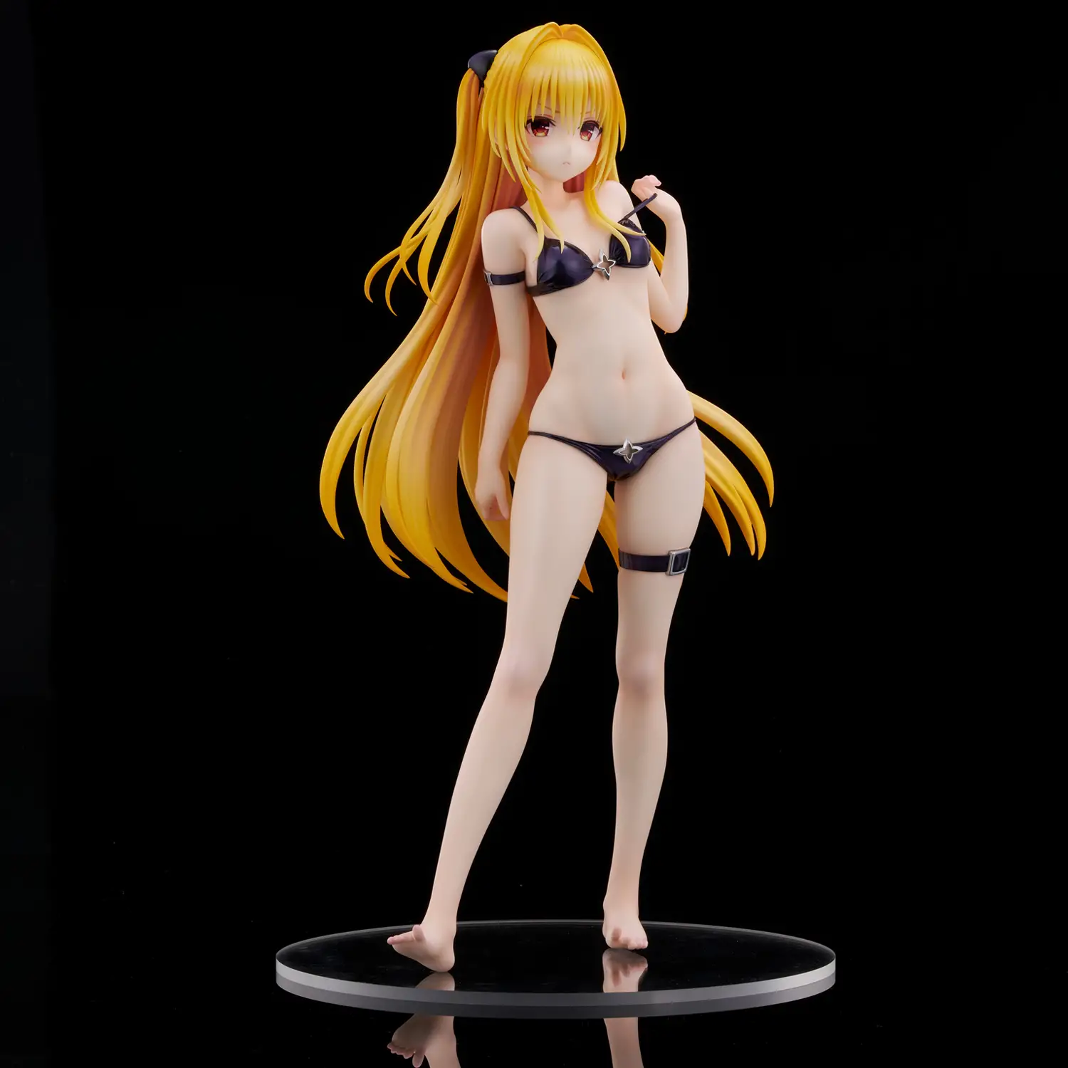 Figurine Golden Darkness Ver. Swimsuit de To LOVEru Darkness par Union Creative